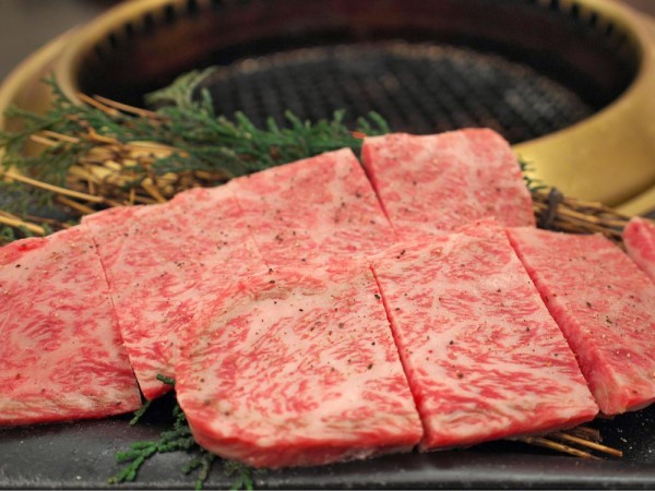 牛肉の部位のザブトンってどんなお肉？味や肉質の特徴を解説！サムネイル